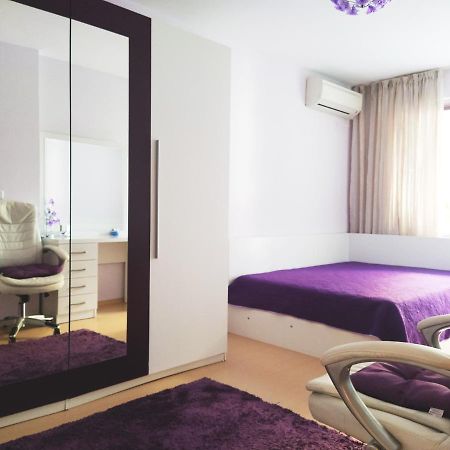 Modern Apartment In Burgas Екстер'єр фото
