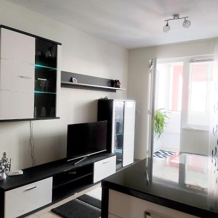Modern Apartment In Burgas Екстер'єр фото