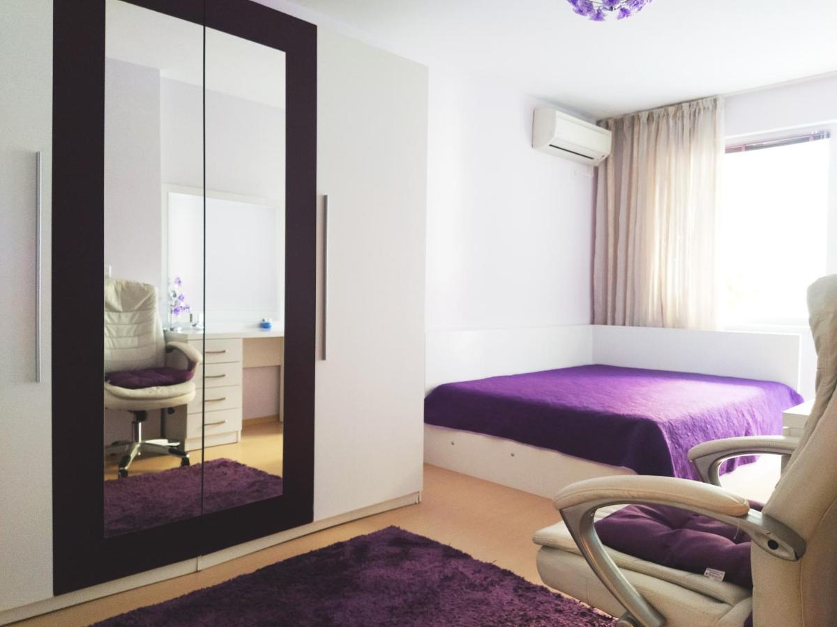 Modern Apartment In Burgas Екстер'єр фото
